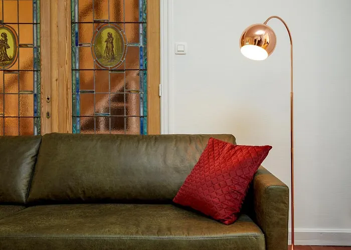 Trendy, authentieke woning met groot terras en tuin